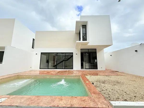 CASA EN VENTA ALTOZANO, MERIDA YUCATAN 4 RECAMARAS Y AMPLIO TERRERNO CASA EN VENTA ALTOZANO, MERIDA YUCATAN 4 RECAMARAS Y AMPLIO TERRERNO