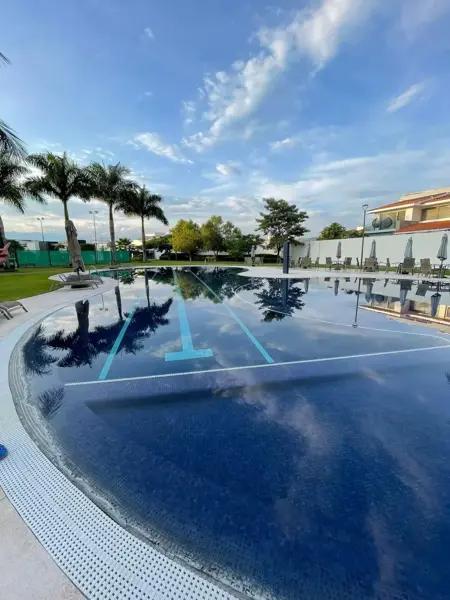 Departamento en Paraiso Country club.