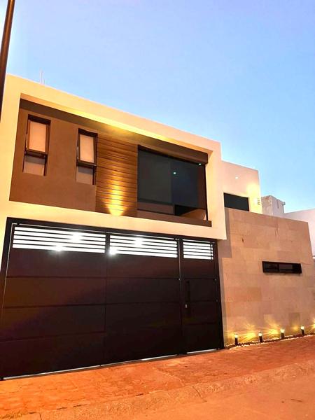 Vendo casa impecable en Jardines de Santa Fe cerca de la Ibero León