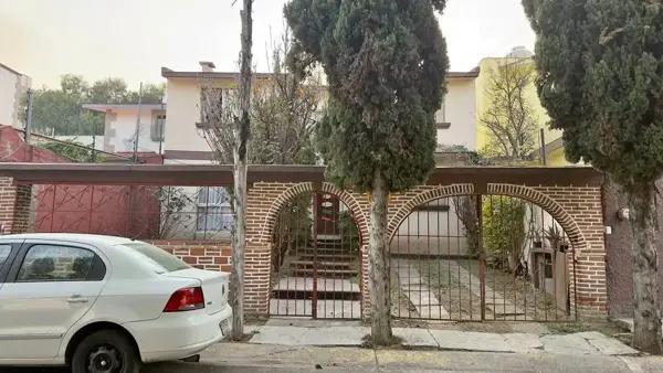 CASA EN VENTA EN MAYORAZGOS DEL BOSQUE, ATIZAPÁN DE ZARAGOZA