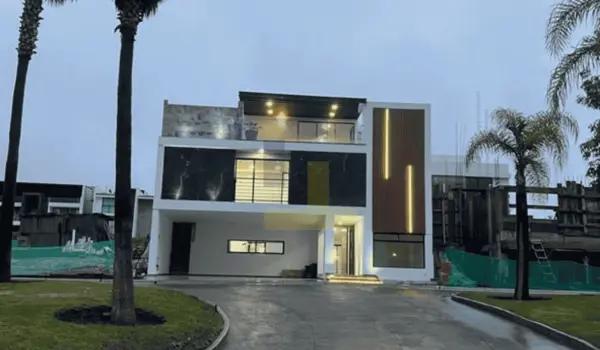 Residencia de Lujo en Venta en Gran Reserva Lomas de Angelópolis | 6 Recámaras, Roof Garden