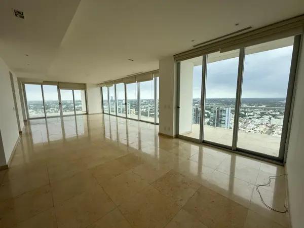 Penthouse en Venta Country Towers Altabrisa, Mérida