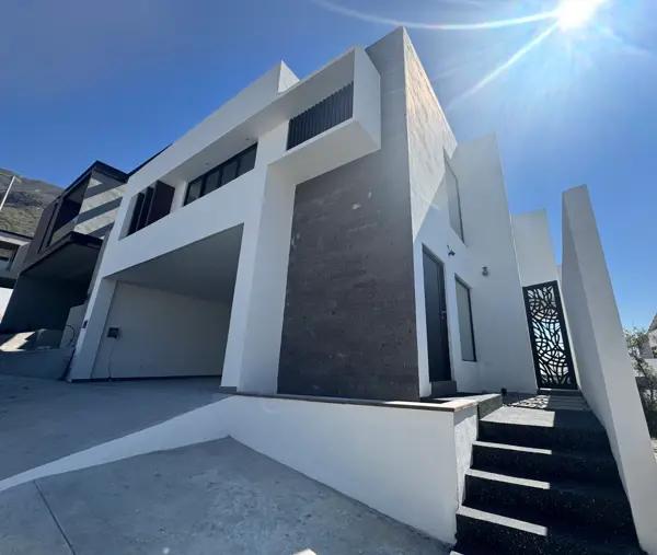 CASA NUEVA EN VENTA EN CASTAÑOS DEL VERGEL