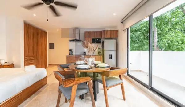 Loft Amueblado en Venta en Aldea Zama Tulum con Roof Top, Alberca y Amenidades Tipo Resort