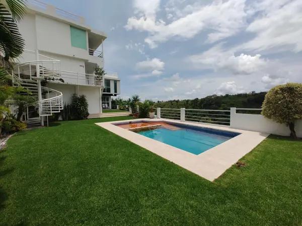Departamento en Renta con Alberca en Lomas de Tetela, Cuernavaca