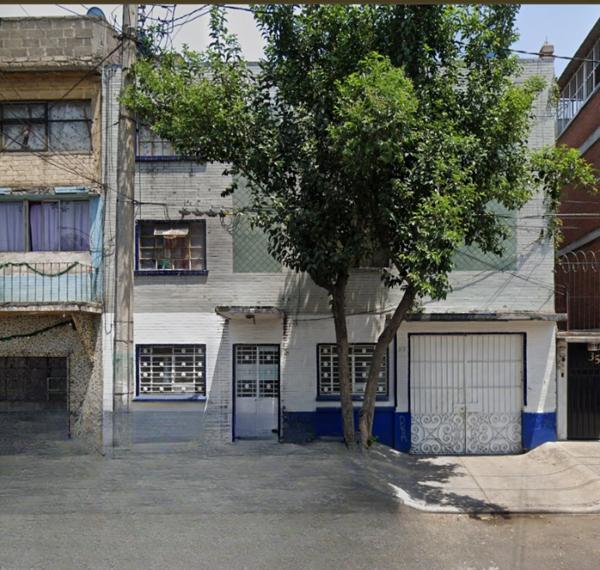 Casa en venta 10 de Mayo Venustiano Carranza  CDMX VF
