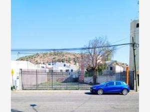Terreno comercial en renta – 590 m² en El Pueblito, Corregidora