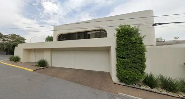 VENTA DE CASA EN MONTERREY NUEVO LEON COL VISTA HERMOSA ARC