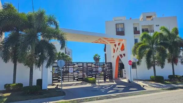 NUEVO PARA ESTRENAR! CONDO 2 RECS DENTRO DE COTO a 10 mins de la playa