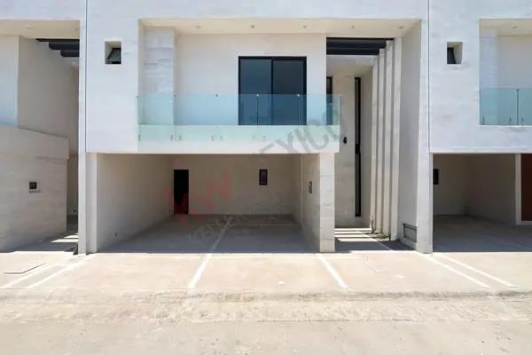 Casa en venta en Residencial Palmares, Torreón, Coahuila de Zaragoza Casa en venta en Residencial Palmares, Torreón, Coahuila de Zaragoza