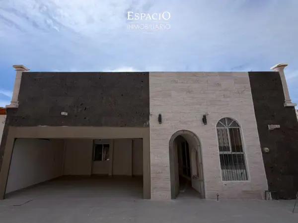 Casa en Venta en Residencial La Rosa