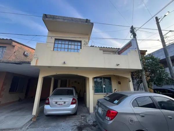 Casa en venta en Cumbres de Vista Bella, Tampico, Tamaulipas