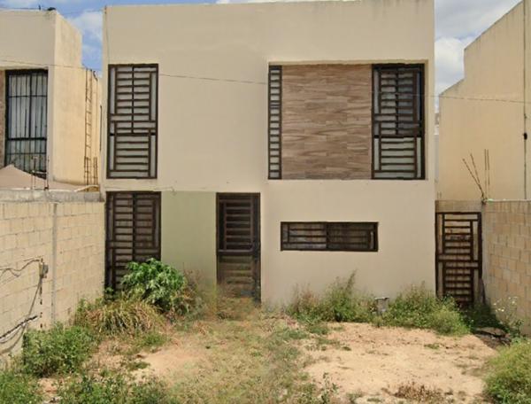 Casa en Venta Paseos de Opichen Mérida Yucatán FLL