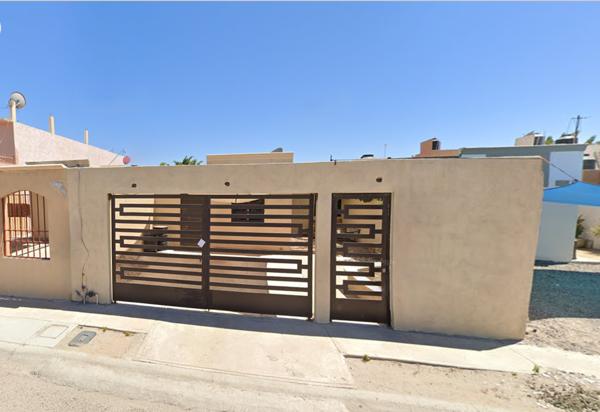 Casa en Venta en la Paz Baja California FLL
