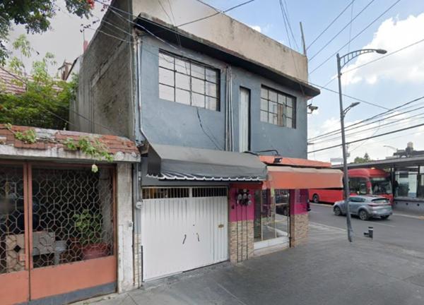 Casa en plaza Cantaritos Iztapalapa CDMX