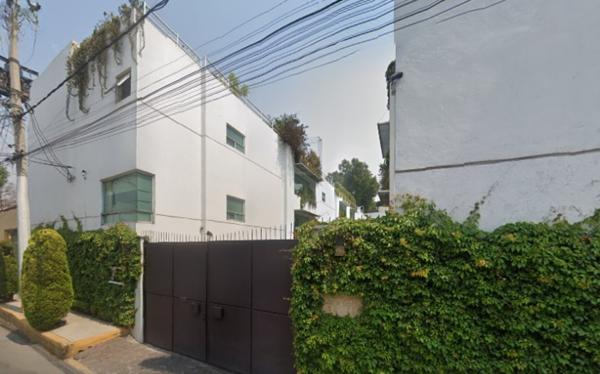 Casa en Venta en Barrio del Niño Jesús Coyoacán CDMX FLL
