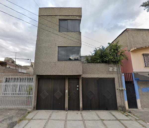 Casa en Venta en Constitución de 1917 Iztapalapa CDMX FLL Casa en Venta en Constitución de 1917 Iztapalapa CDMX FLL