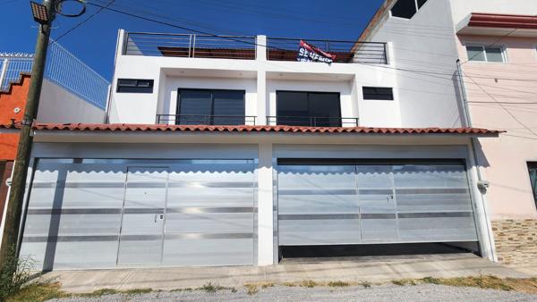 CASA EN VENTA DE OPORTUNIDAD CERCA DE PLAZA SAN DIEGO