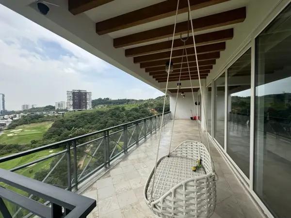Departamento en venta y renta en Bosque Real, Huixquilucan, México
