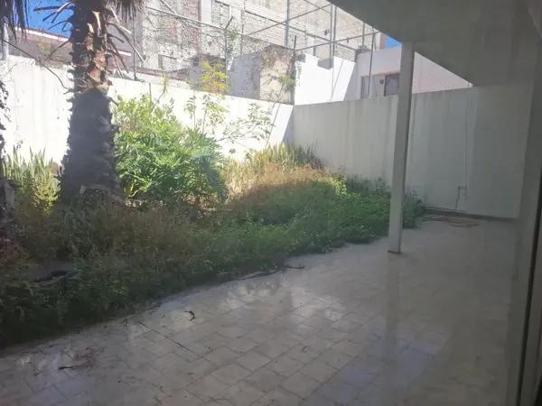 casa adecuada para oficinas
