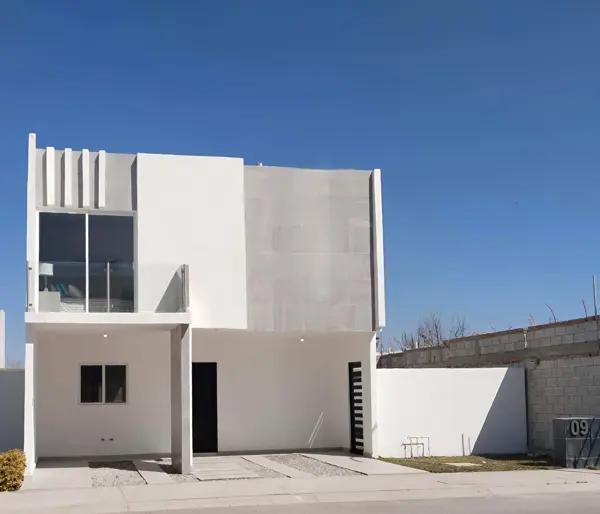 Casa en Venta con Alberca en Villas del Renacimiento, Torreón Casa en Venta con Alberca en Villas del Renacimiento, Torreón