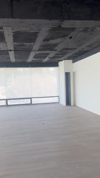 OFICINA EN RENTA EN ZONA ESMERALDA