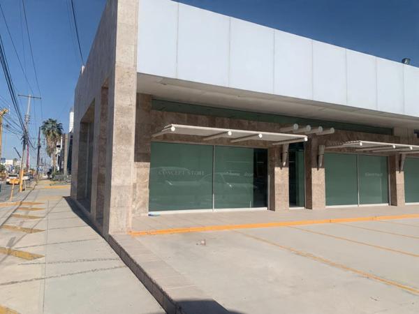 Local con oficinas en Colonia Estrella