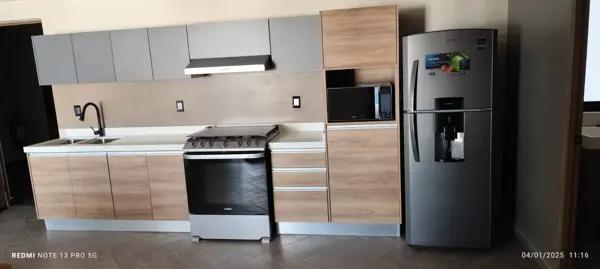 DEPARTAMENTO SEMIAMUEBLADO EN RENTA EN LA HACIENDA, IRAPUATO