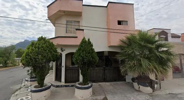 CASA EN VENTA EN PARAJES DE SANTA ELENA, SALTILLO, COAHUILA. CASA EN VENTA EN PARAJES DE SANTA ELENA, SALTILLO, COAHUILA.