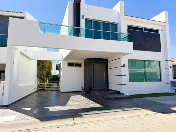 Preciosa Residencia con Alberca Privada en Punta Diamante Mazatlán