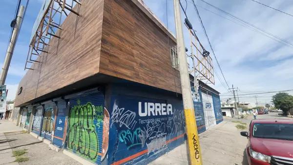 Local en RENTA sobre Blvd Revolución