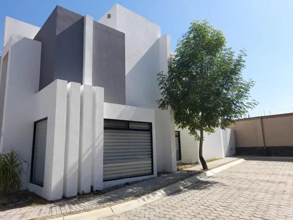 Casa en venta en Parque Querétaro, Lomas de Angelópolis, Puebla