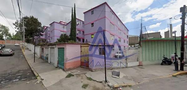Departamenro En Venta En Santa Martha Acatitla, Iztapalapa, Ciudad de México. Recuperación JX71