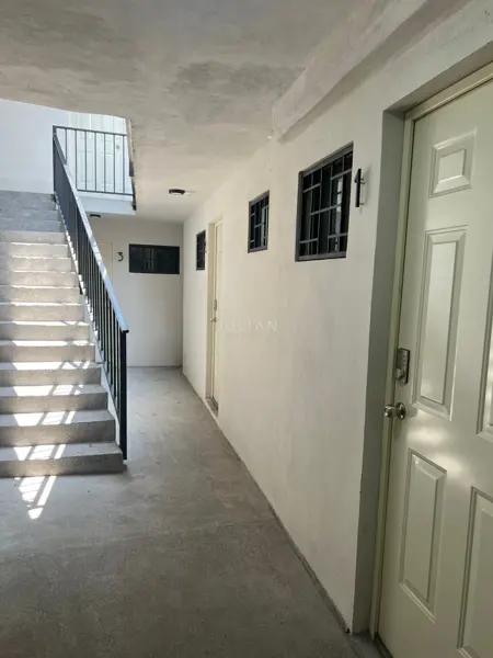 Casa con 7 departamentos en venta en Valle del Mirador