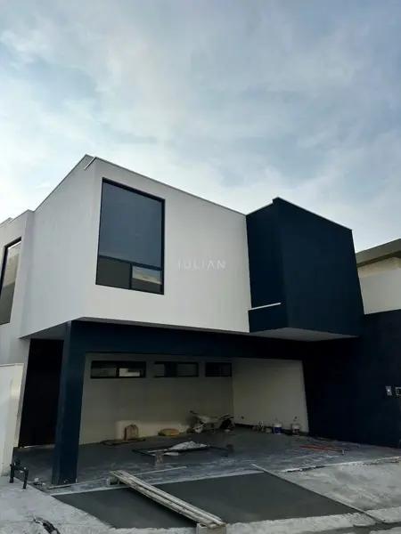 Casa en venta en Santiago, N.L.