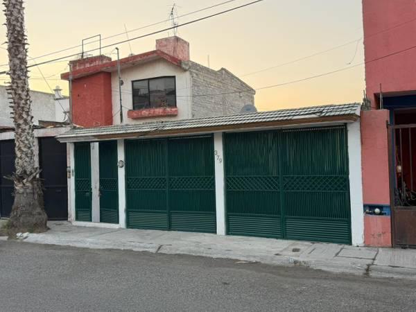 CASA EN VENTA , FRACCIONAMIENTO TEJEDA, CORREGIDORA, QRO.