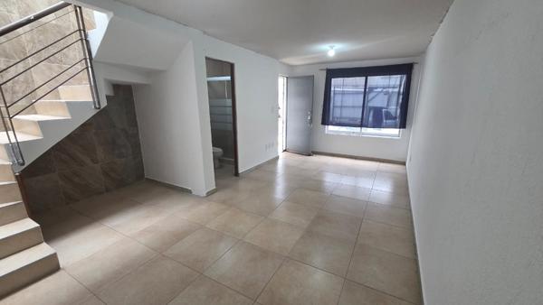 Casa en venta en Los Héroes Chalco II, Chalco, México