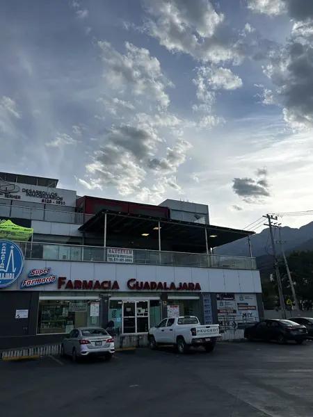 Local en Renta ,Zona Valle Oriente  San Pedro Garza Garcia
