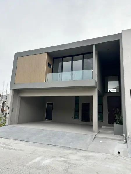 CASA EN VENTA CARRETERA NACIONAL AMORADA SANTIAGO NUEVO LEÓN