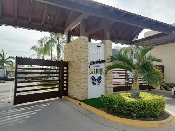 Casa en venta en Culiacán: Portalegre Estate 1 con acceso controlado