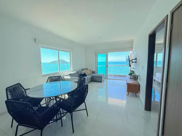 Precioso condominio en Venta  a Pie de Playa