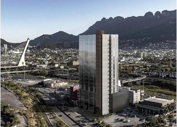 Oficinas Renta Acondicionadas TORRE VINTA de 106.05 m2, Santa María