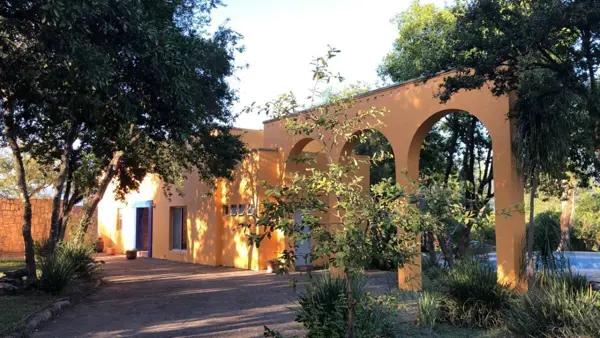 Quinta en Santiago, N. L. Contemporanea Mexicana