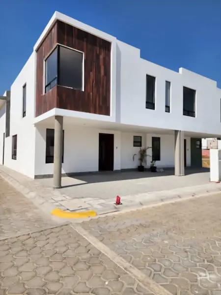 Casa en Venta, fraccionamiento en Cuautlancingo Casa en Venta, fraccionamiento en Cuautlancingo