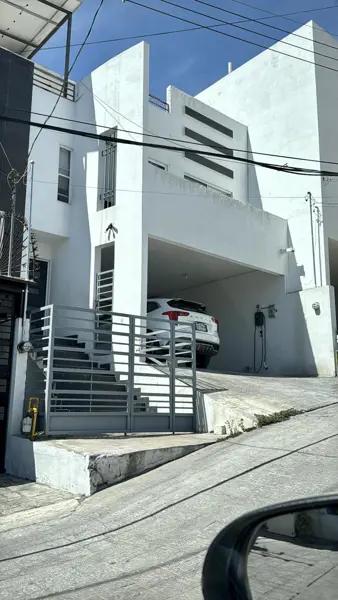 Casa en Venta en San Jeronimo, Colinas de San Gerardo Casa en Venta en San Jeronimo, Colinas de San Gerardo