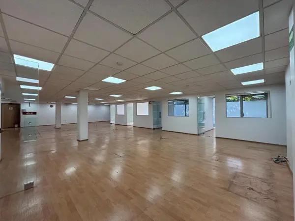 OFICINAS EN RENTA FRENTE AL AEROPUERTO