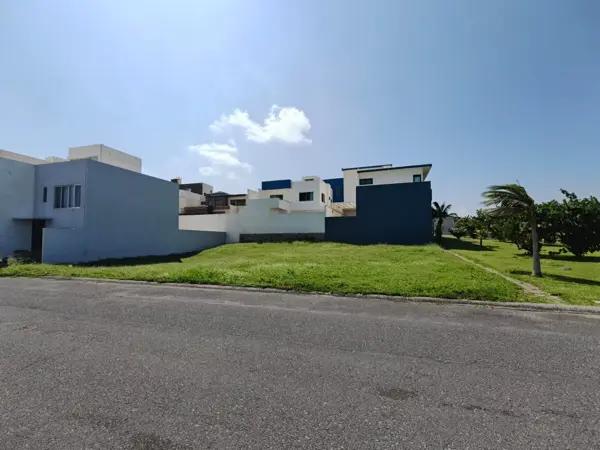 TERRENO GRANADA