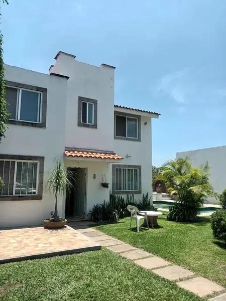 Casa en venta excelente ubicación y clima muy fresco.