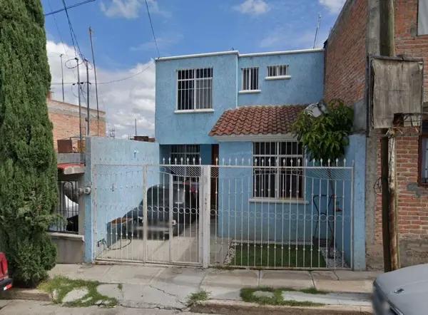 CASA EN VENTA EN LOMAS DEL AJEDREZ, AGUASCALIENTES