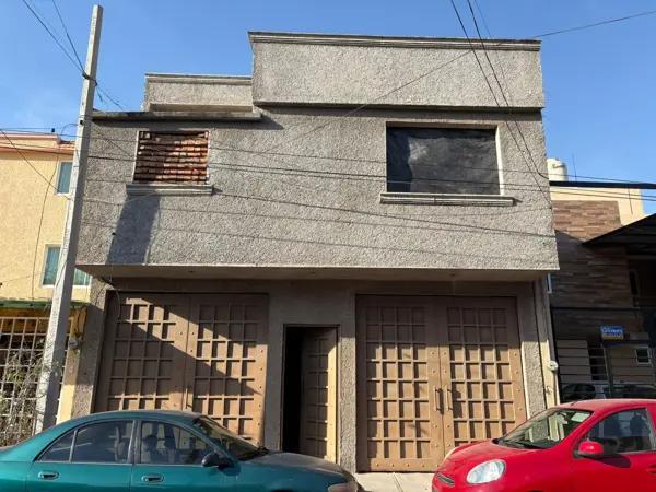 Casa de 4 Recámaras en Venta en Obra Gris en Ecatepec, Estado de México